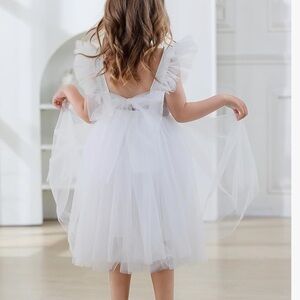 Gorgeous flower girl / first communion / baptism dress 4/5t